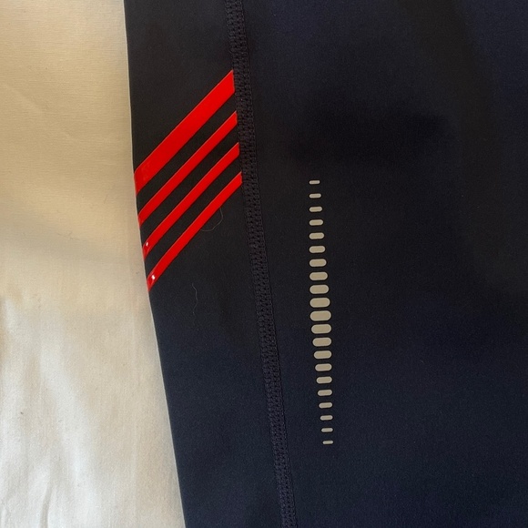 GapFit Legging In Navy and Red - Size L Preowned In Overall Good Condition - Picture 7 of 10